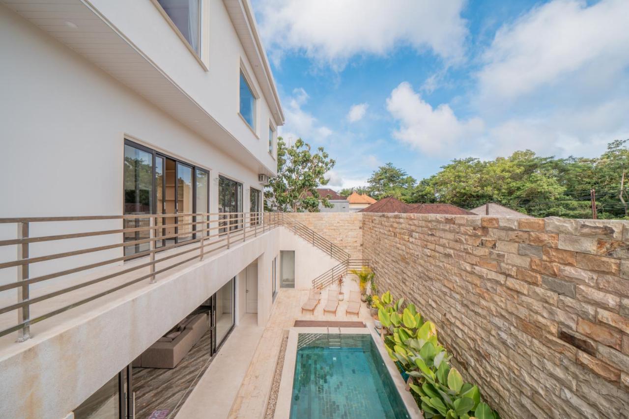 Villa Karen Uluwatu Eksteriør billede